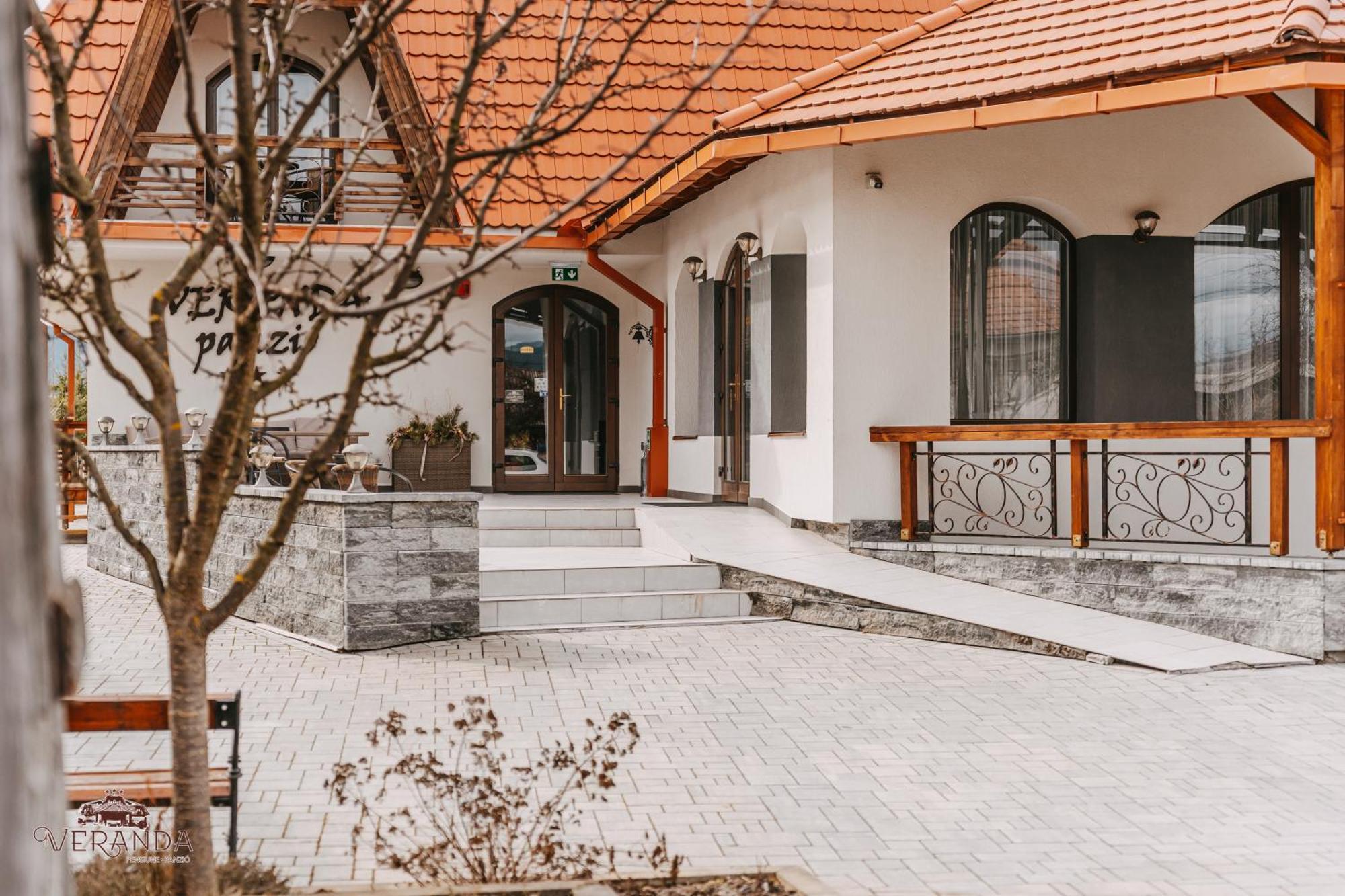 Veranda Panzio Remetea  Luaran gambar